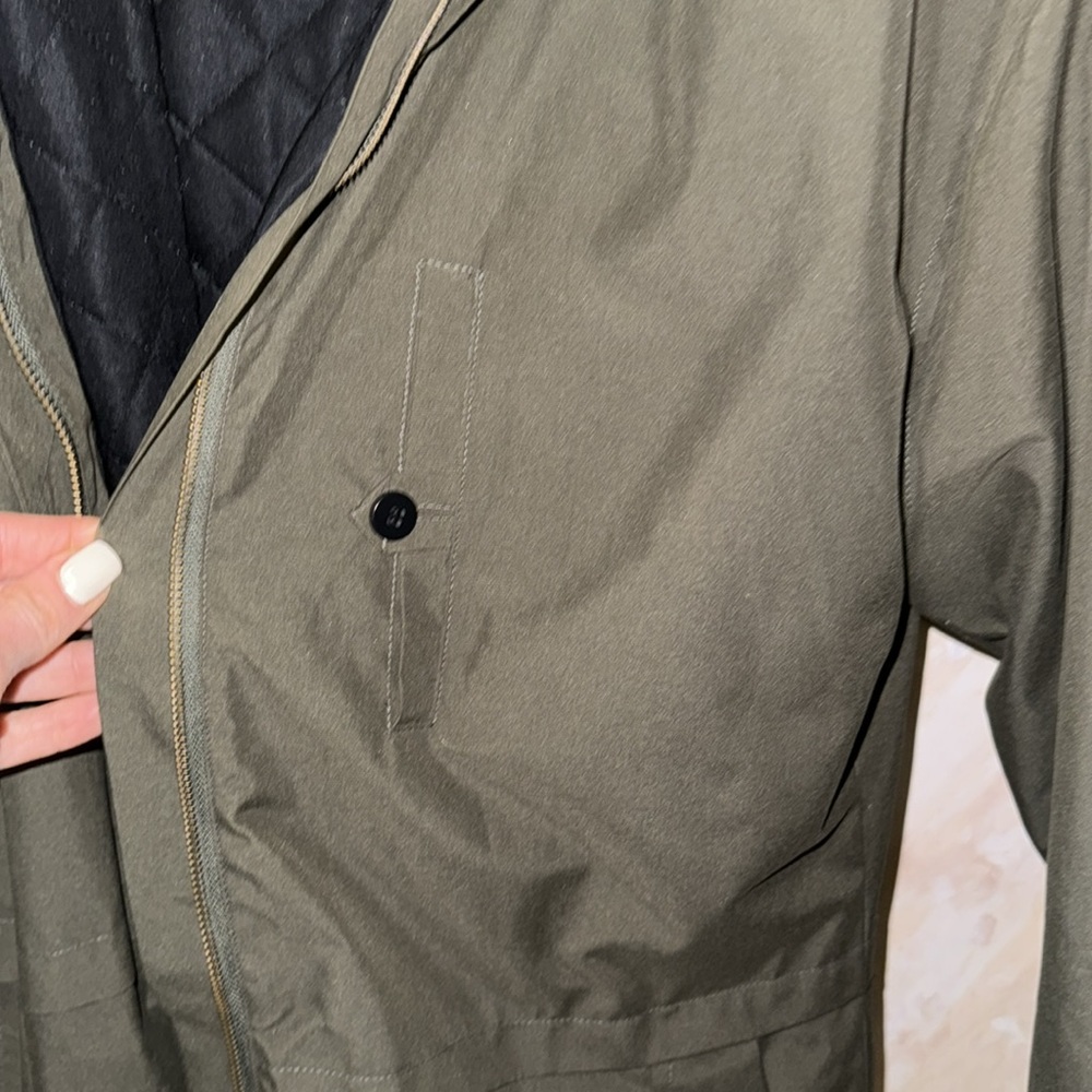 A/F jacket, perfect condition, size Small - Picture 4 of 4